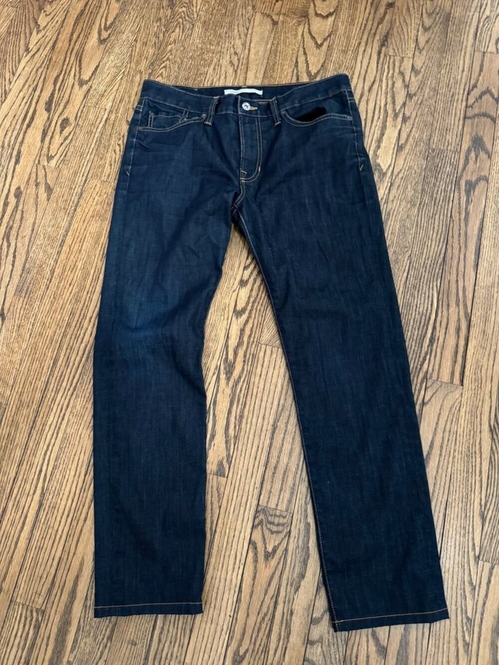 Vince Men's Slim Leg Maverick Blue Denim Jeans Size 32